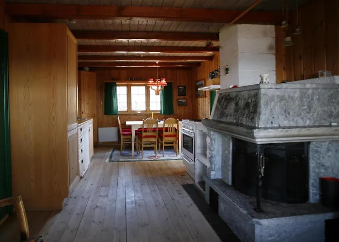 Old Vibe, Perfect For Families Or Couples